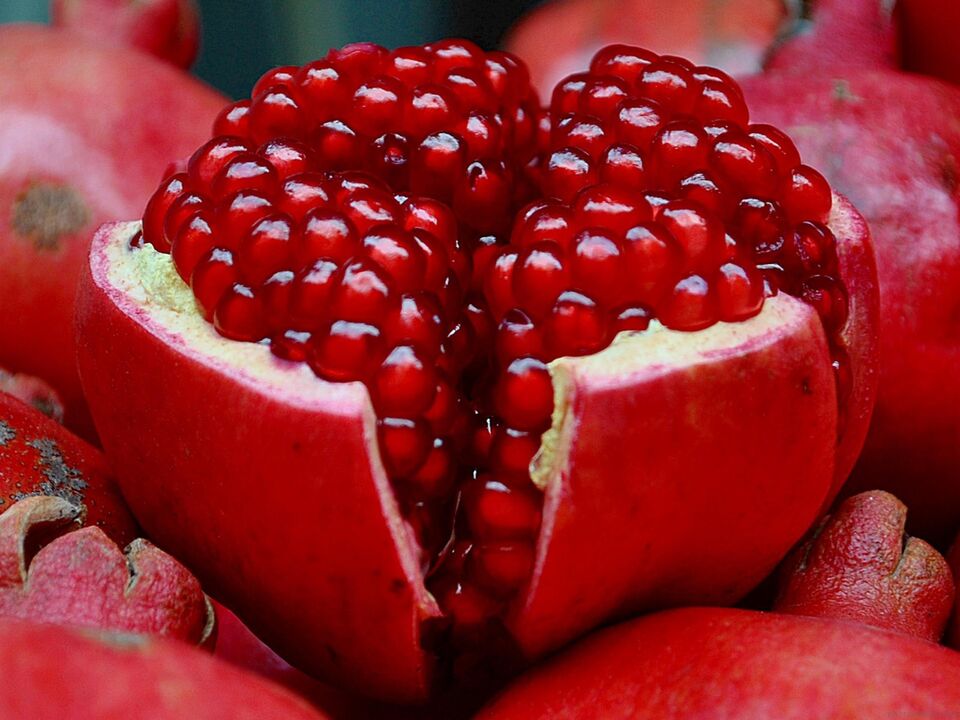pomegranate for strength